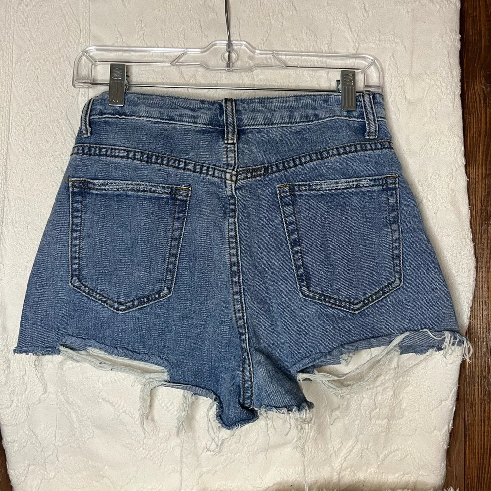 SHEIN Blue Distressed Jean Shorts - Picture 4 of 4
